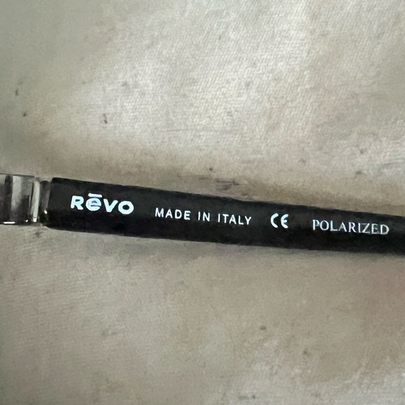 Vintage Revo Blue polarized H2o sunglasses.  Style 3050 - Picture 9 of 10